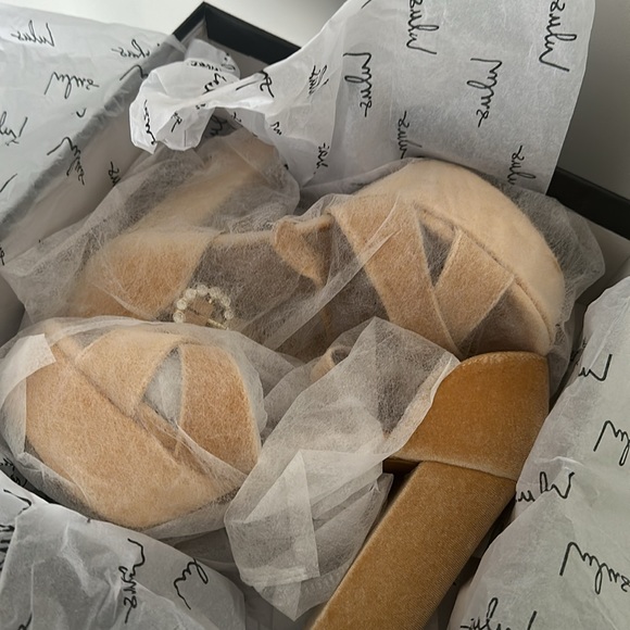 Platform Heels - Picture 6 of 6